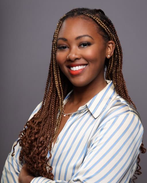 Professional Headshots, Powerful Branding